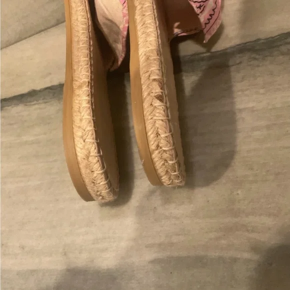 Manebi Paisley Women's Sandals - Picture 5 of 7